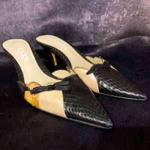 Moda Spana black/brown snakeskin pumps size 6.5